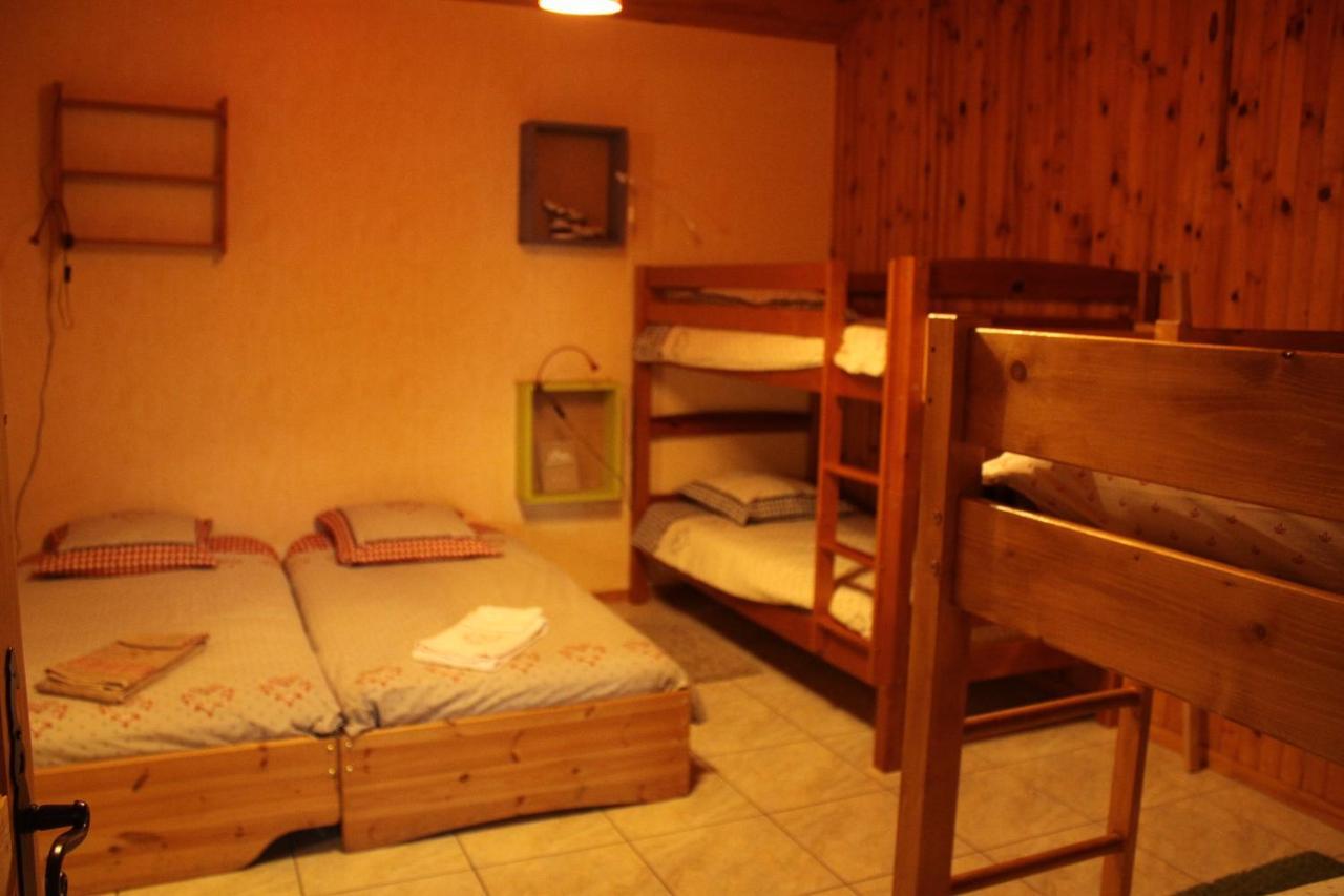 Hotonnes Chez Louve Bleue B&B 외부 사진